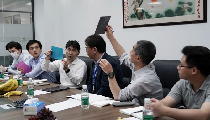 爱普生代表团莅临博天堂网址总部参观交流